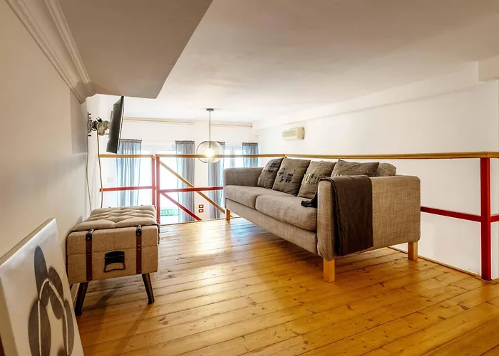 One Bedroom With Terrace Near Duomo